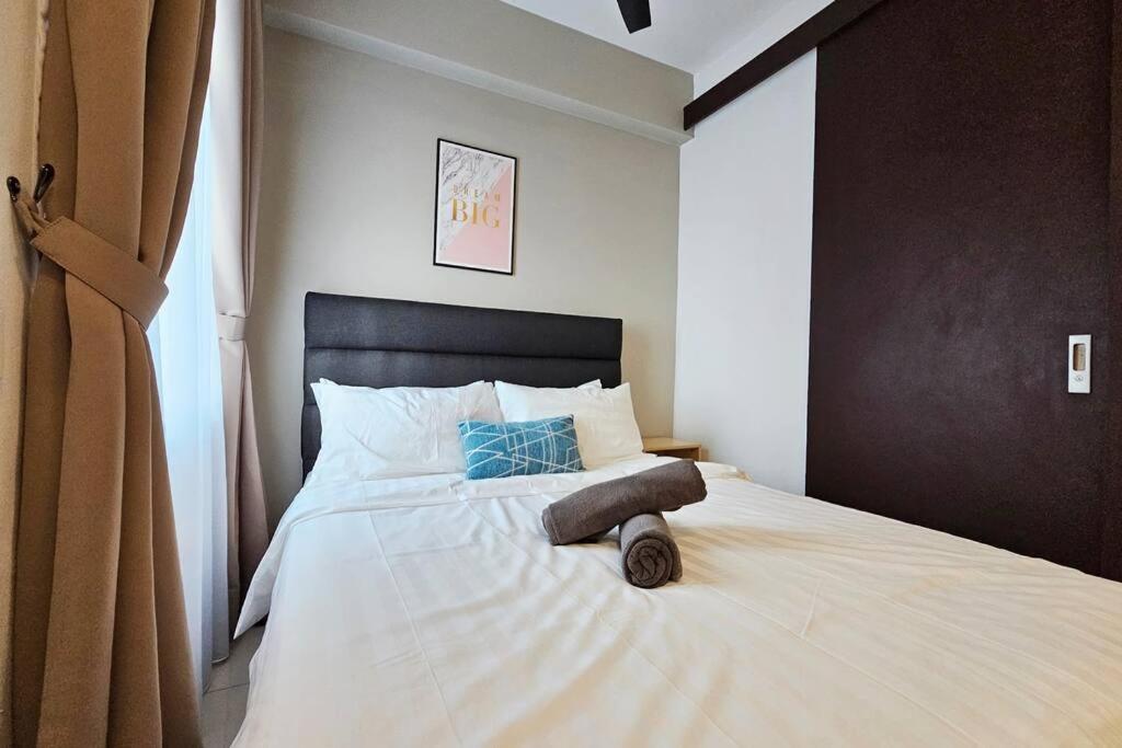 Trefoil Setia City 2Br Shah Alam Luaran gambar